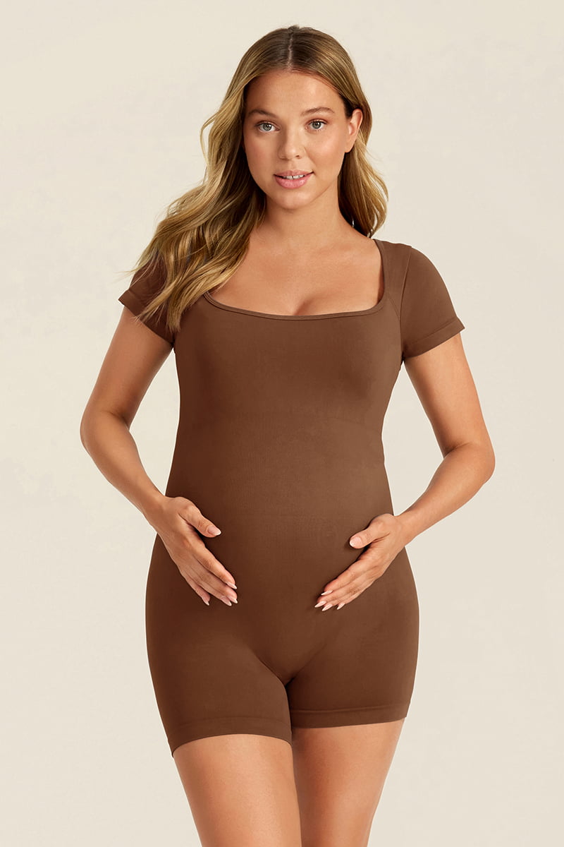 maternity-square-neck-short-sleeve-bodysuit#color_brown