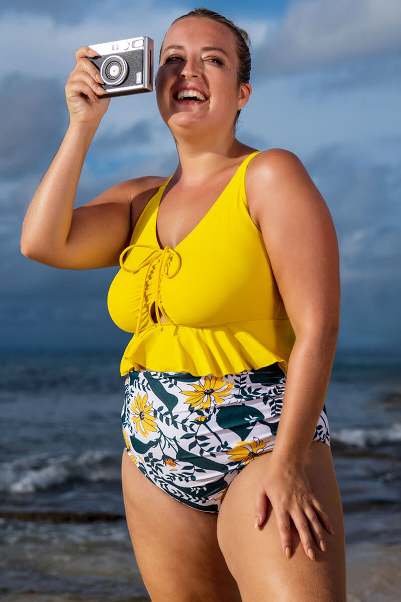 plus-size-two-piece-ruffle-cut-out-bikini-bathing-suit#color_mustard-beige-beach-ditsy